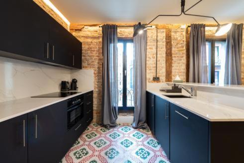 Santiago By Staynnapartments Bilbao Extérieur photo